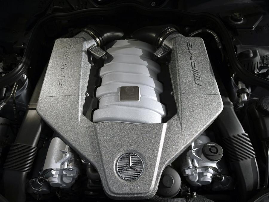  Mercedes-Benz E63 Estate AMG 2006 года  (фото 5 из 16)